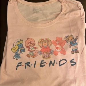 Long sleeve friends from the 80s top
